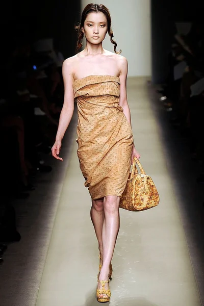 Look 29